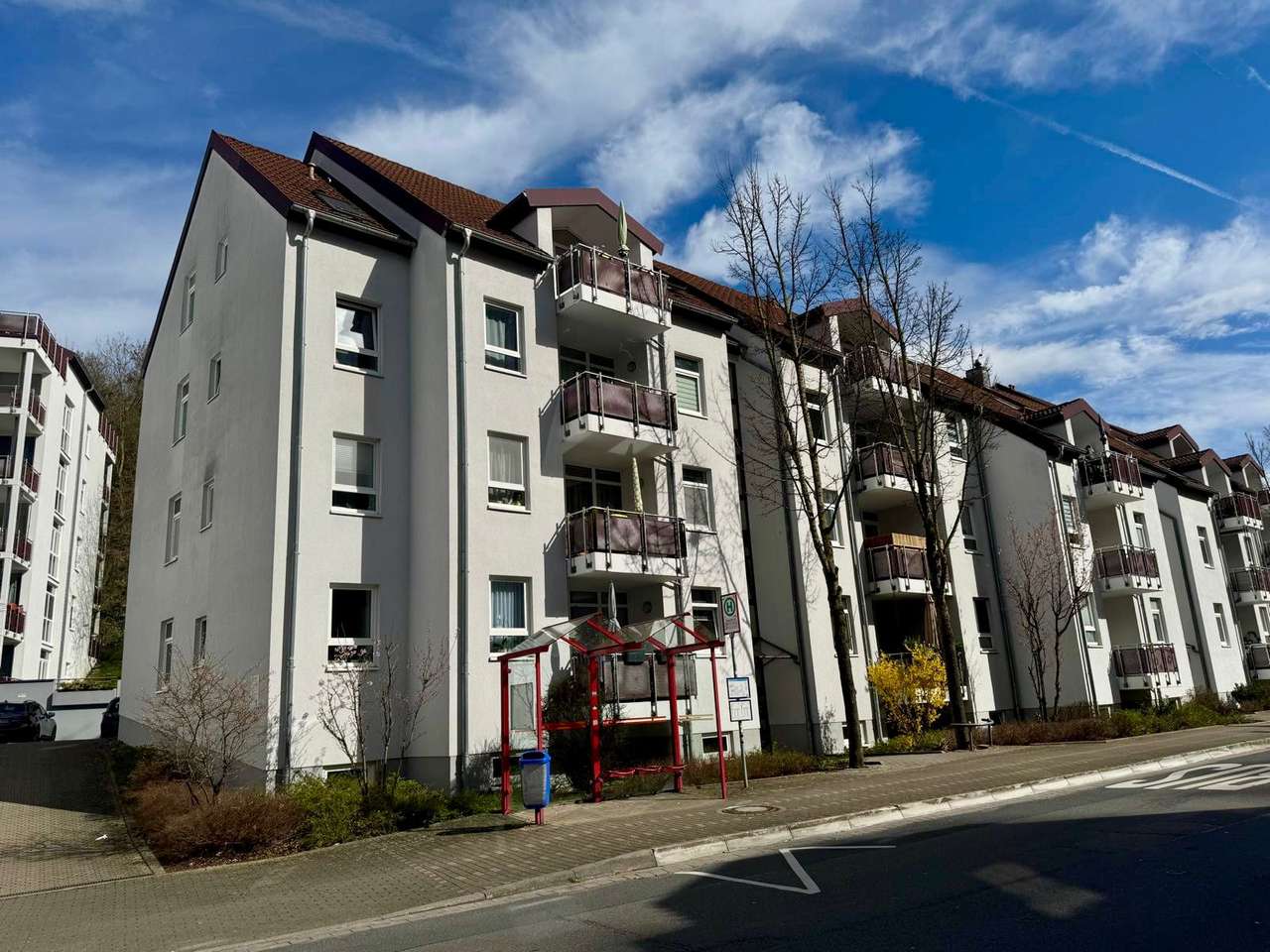 Charmante 4-Zimmerwohnung mit Balkon und separatem Kellerraum Charmante 4-Zimmerwohnung mit Balkon und separatem Kellerraum
